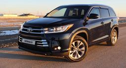 Toyota Highlander 2015 годаүшін14 000 000 тг. в Актау