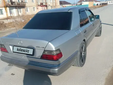 Mercedes-Benz E 280 1993 года за 2 100 000 тг. в Кызылорда – фото 4