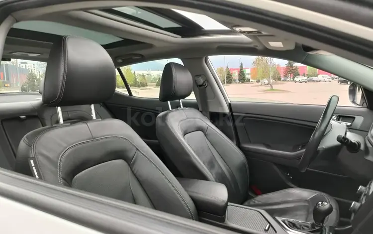 Kia K5 2012 года за 8 000 000 тг. в Алматы