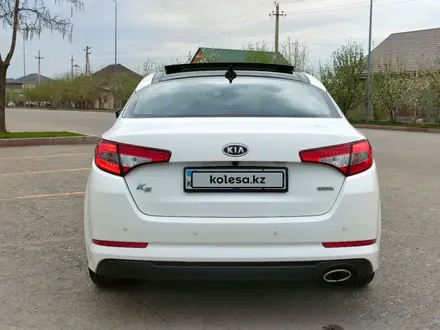 Kia K5 2012 года за 8 000 000 тг. в Алматы – фото 10