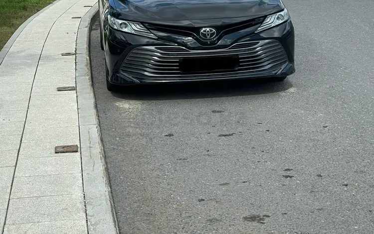 Toyota Camry 2018 годаfor13 000 000 тг. в Астана