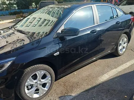 Chevrolet Onix 2025 года за 6 300 000 тг. в Петропавловск – фото 12