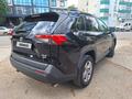 Toyota RAV4 2023 годаүшін16 800 000 тг. в Уральск – фото 3