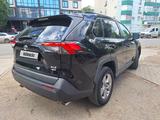 Toyota RAV4 2023 годаүшін16 800 000 тг. в Уральск – фото 3
