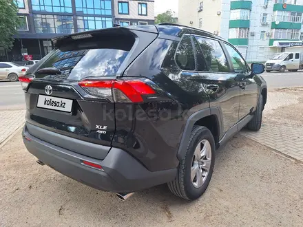 Toyota RAV4 2023 года за 16 800 000 тг. в Уральск – фото 3