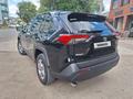 Toyota RAV4 2023 годаүшін16 800 000 тг. в Уральск – фото 4