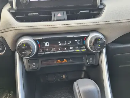 Toyota RAV4 2023 года за 16 800 000 тг. в Уральск – фото 9