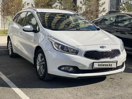 Kia Cee'd 2014 года за 6 200 000 тг. в Астана – фото 4