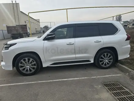 Lexus LX 570 2018 года за 48 000 000 тг. в Алматы – фото 4