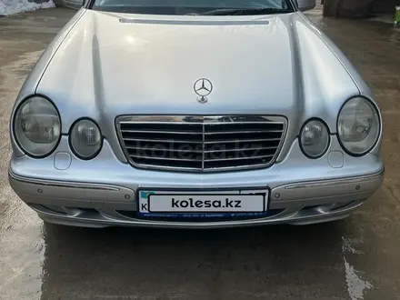 Mercedes-Benz E 320 2001 года за 8 000 000 тг. в Шымкент – фото 7