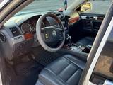 Volkswagen Touareg 2004 годаүшін5 000 000 тг. в Алматы
