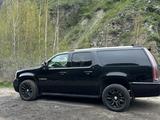 GMC Yukon 2006 годаүшін13 000 000 тг. в Алматы – фото 2