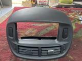 Центральная консоль, рамка, дефлектор, накладка на тойота естима за 10 000 тг. в Алматы