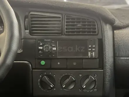 Volkswagen Passat 1994 года за 1 500 000 тг. в Караганда – фото 9