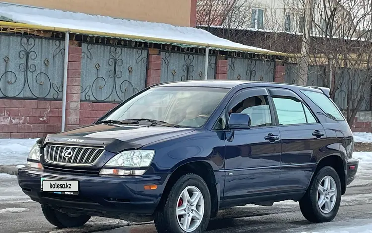 Lexus RX 300 2001 годаfor5 600 000 тг. в Алматы