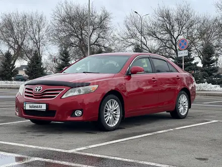 Toyota Camry 2010 года за 6 800 000 тг. в Алматы – фото 2