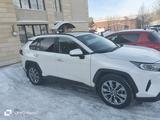 Toyota RAV4 2019 года за 18 500 000 тг. в Усть-Каменогорск – фото 2