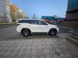 Toyota Fortuner 2017 года за 17 000 000 тг. в Уральск – фото 2