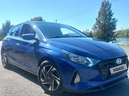 Hyundai i20 2023 года за 7 100 000 тг. в Усть-Каменогорск – фото 2