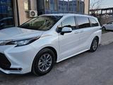 Toyota Sienna 2022 года за 27 000 000 тг. в Шымкент – фото 2