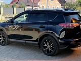 Toyota RAV4 2016 года за 9 000 000 тг. в Уральск – фото 3
