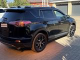 Toyota RAV4 2016 года за 9 000 000 тг. в Уральск – фото 4
