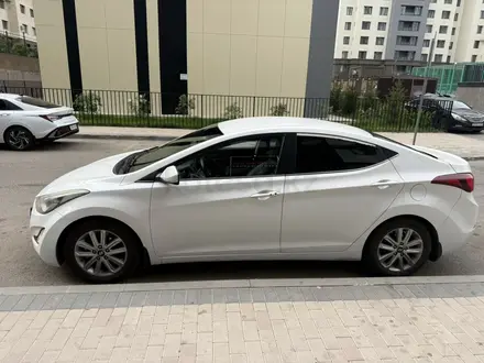 Hyundai Elantra 2014 года за 5 500 000 тг. в Астана – фото 2