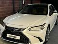 Lexus ES 250 2018 года за 20 000 000 тг. в Алматы