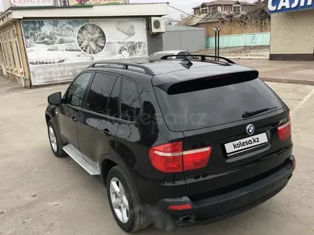 BMW X5 2009 года за 8 500 000 тг. в Актау – фото 2
