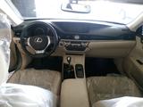 Lexus ES 300h 2015 года за 12 000 000 тг. в Семей – фото 2