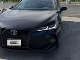 Toyota Avalon 2018 года за 17 500 000 тг. в Астана – фото 3