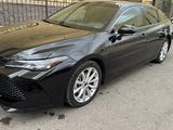 Toyota Avalon 2018 года за 17 500 000 тг. в Астана