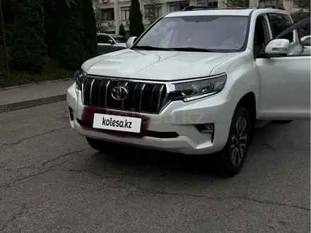 Toyota Land Cruiser Prado 2023 года за 33 500 000 тг. в Алматы – фото 4