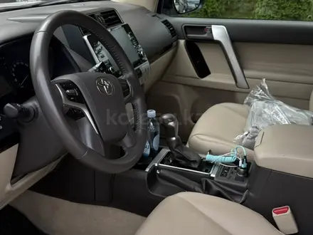 Toyota Land Cruiser Prado 2023 года за 33 500 000 тг. в Алматы – фото 7