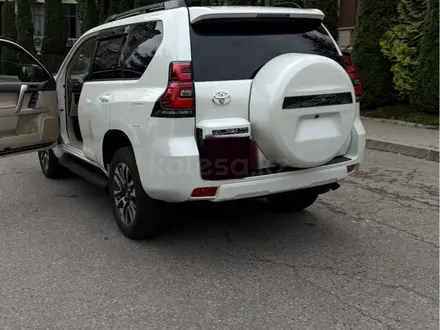 Toyota Land Cruiser Prado 2023 года за 33 500 000 тг. в Алматы – фото 6