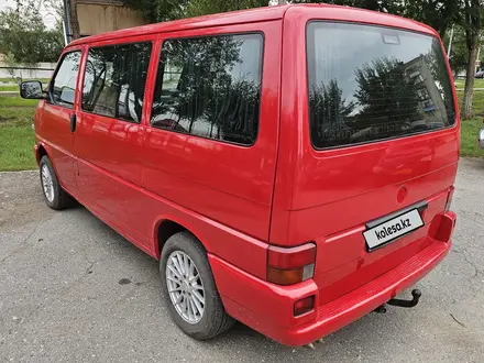 Volkswagen Transporter 2003 года за 4 700 000 тг. в Костанай – фото 16