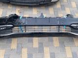 Передний бампер BMW G30 за 500 тг. в Алматы
