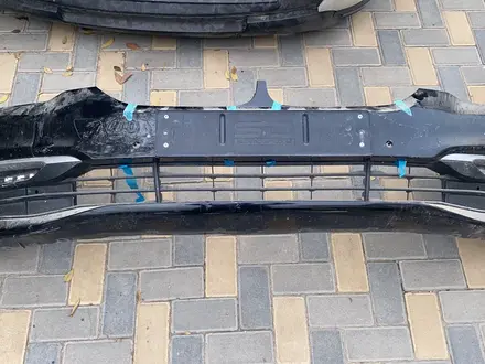 Передний бампер BMW G30 за 500 тг. в Алматы