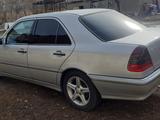 Mercedes-Benz C 240 2000 годаүшін3 900 000 тг. в Есик – фото 3