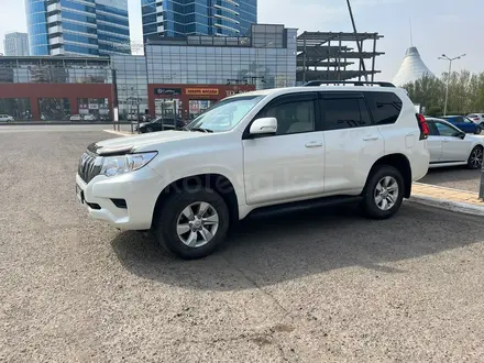 Toyota Land Cruiser Prado 2018 года за 22 888 666 тг. в Астана – фото 11