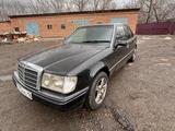 Mercedes-Benz E 200 1992 года за 650 000 тг. в Усть-Каменогорск – фото 2