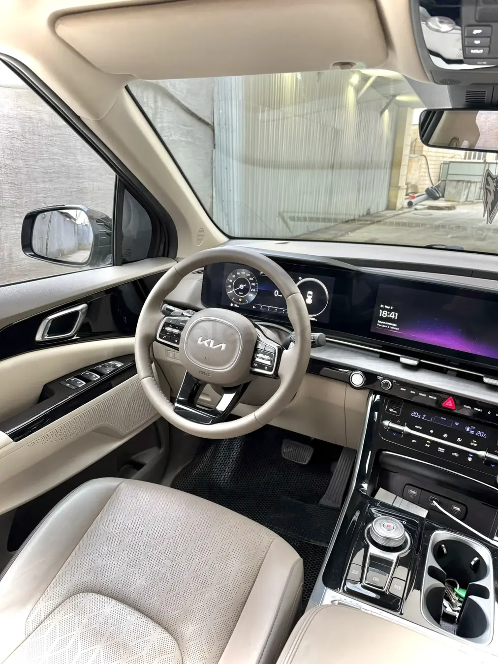 Kia Carnival, 2023