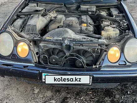 Mercedes-Benz E 280 1997 года за 1 850 000 тг. в Алматы – фото 3