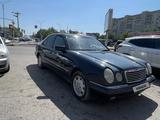 Mercedes-Benz E 230 1997 годаүшін2 450 000 тг. в Шымкент – фото 2