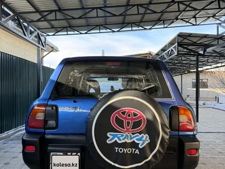 Toyota RAV4 1996 года за 3 200 000 тг. в Алматы – фото 4