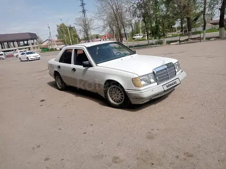 Mercedes-Benz E 230 1990 года за 950 000 тг. в Алматы – фото 7