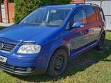 Volkswagen Touran 2003 годаүшін2 500 000 тг. в Костанай