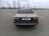 Volkswagen Passat 1991 годаүшін1 800 000 тг. в Семей – фото 4
