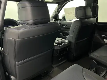 Toyota Sequoia 2026 года за 61 800 000 тг. в Семей – фото 12
