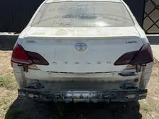 Toyota Avalon, 2006
